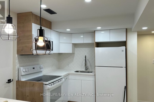 Cold room - Lower Unit/basement - 128 Adam Place, Newmarket, ON L3Y8C4 Photo 5