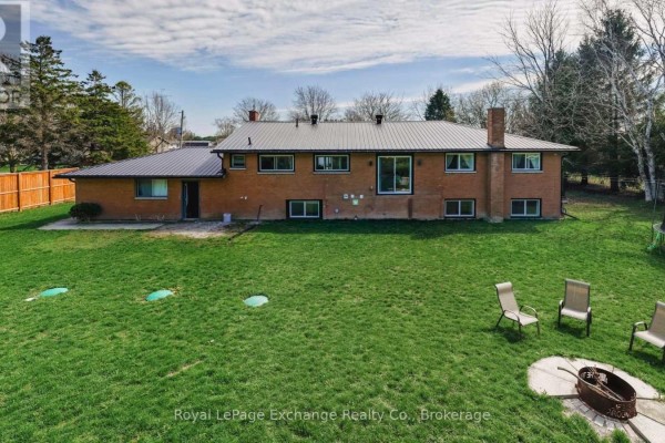 Kitchen - Lower Unit - 34 Queen Avenue, Bluewater, ON N0M1J0 Photo 4