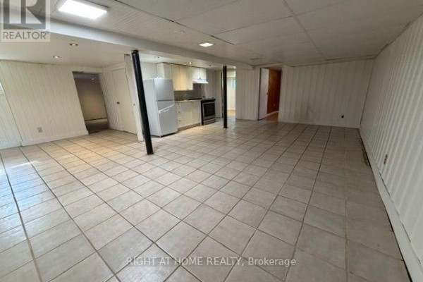 Bathroom - Lower Unit - 40 Gilbey Drive, Ottawa, ON K2E5S6 Photo 4