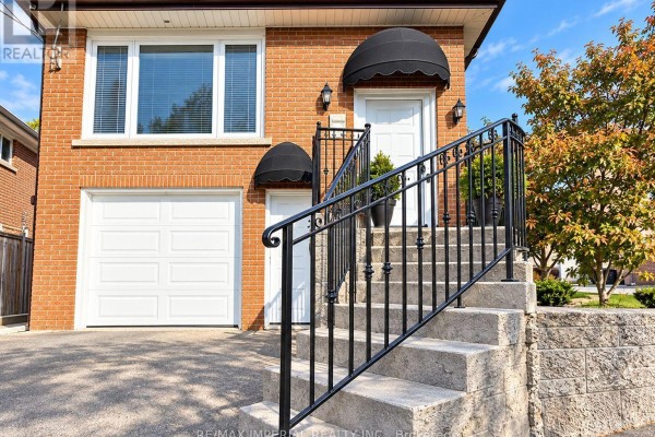 Lower Unit - 462 Fergo Avenue, Mississauga