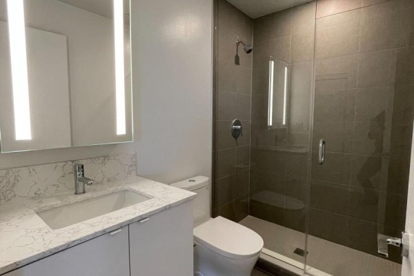 Kitchen - Lp9 - 270 Dufferin Street, Toronto, ON M6K0H8 Photo 3