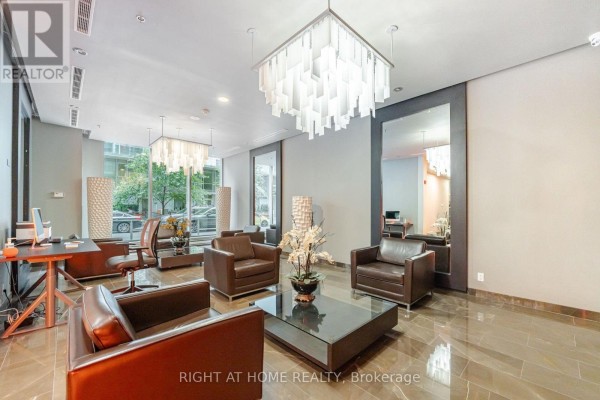 Lph01 - 21 Nelson Street, Toronto, ON, photo 3