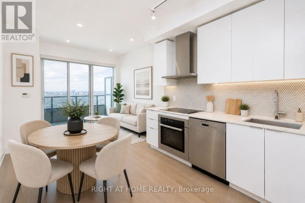 Lph02b - 20 Shore Breeze Drive, Toronto, ON, photo 3