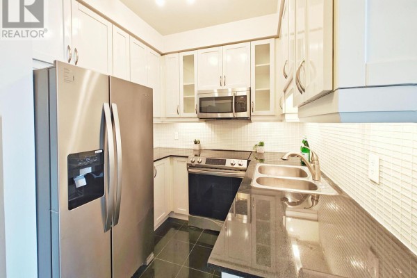 Lph07 - 18 Holmes Avenue, Toronto, ON, photo 3