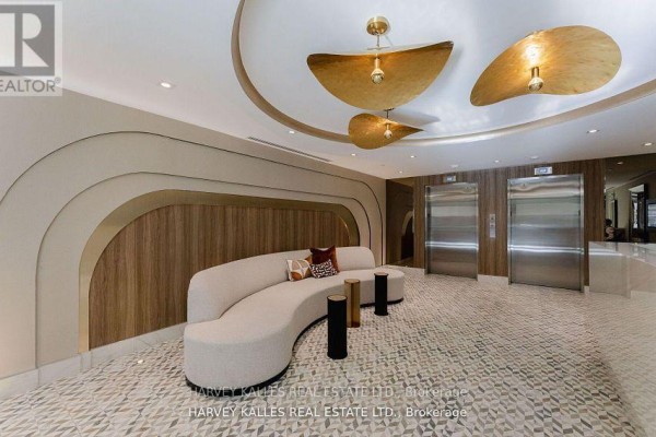 Lph4 - 8 Manor Road W, Toronto, ON, photo 3