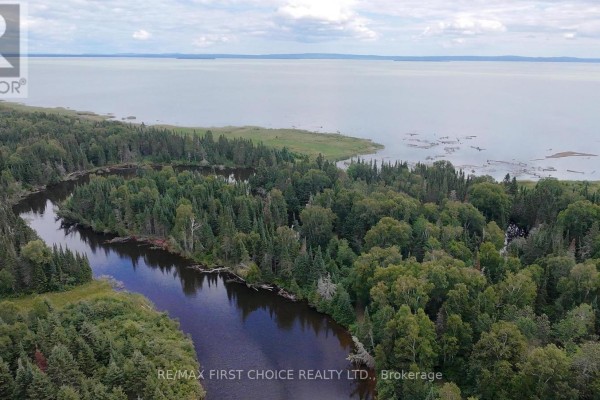Lt 11 + 12 Con 1 Dorion, Thunder Bay Remote Area, ON, photo 3