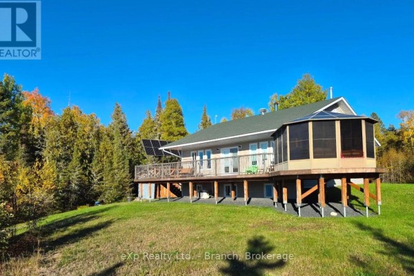 Family room - Lt 3 Sand Lake Road, Smooth Rock Falls, ON P0L2B0 Photo 5