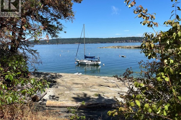 Lt 32 Ruxton Island, Ruxton Island, BC V0V0V0 Photo 5