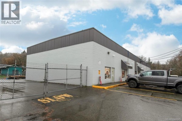 M 1580 Willow St, Campbell River, BC, photo 3