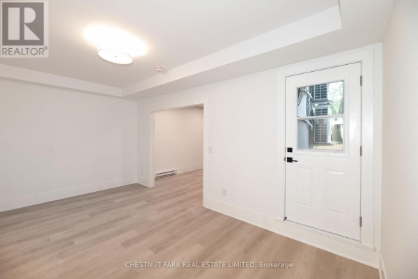 Main - 1105 Queen Street E, Toronto, ON M4M1K7 Photo 5