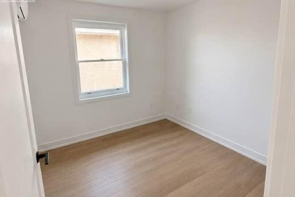Bedroom 2 - Main - 113 Crocus Drive, Toronto, ON M1R4T4 Photo 4