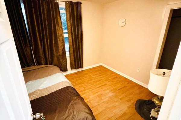 Main - 1176 Cannon Street E, Hamilton, ON L8L2K1 Photo 4