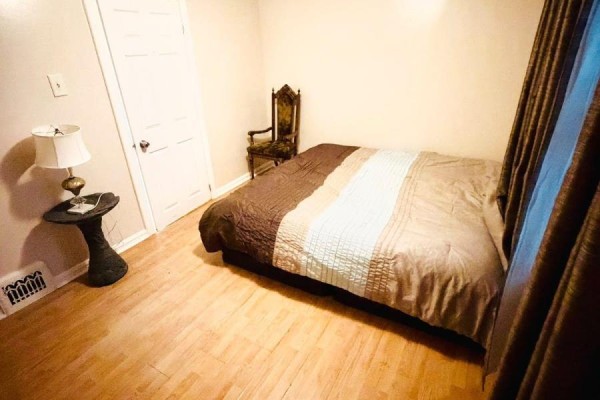 Main - 1176 Cannon Street E, Hamilton, ON L8L2K1 Photo 5