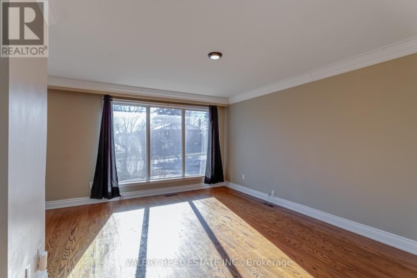 Dining room - Main - 118 Dorcot Avenue, Toronto, ON M1P3K8 Photo 2