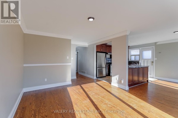 Primary Bedroom - Main - 118 Dorcot Avenue, Toronto, ON M1P3K8 Photo 4