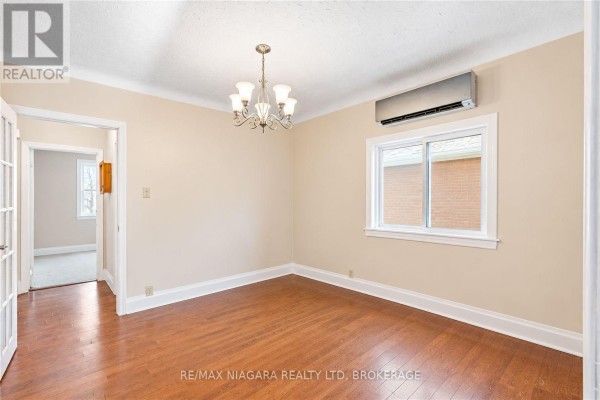 Main - 12 West Street S, Thorold, ON L2V2R6 Photo 5