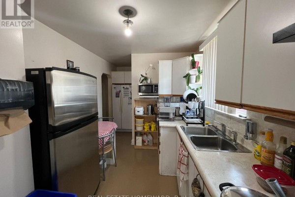 Primary Bedroom - Main - 124 Glencrest Boulevard, Toronto, ON M4B1L8 Photo 4