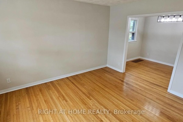 Main - 130 Prince Charles Drive, Oakville, ON, photo 2