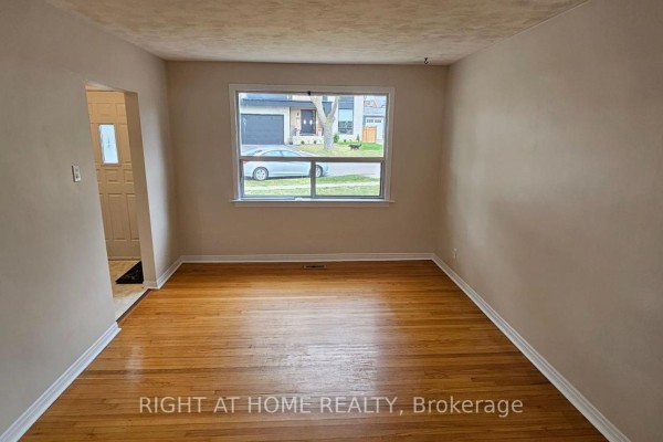 Main - 130 Prince Charles Drive, Oakville, ON, photo 3