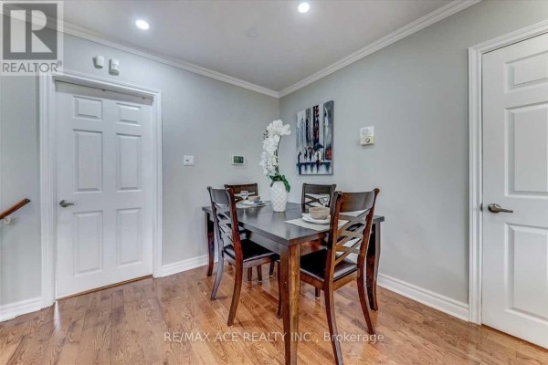 Main - 137 Janray Drive, Toronto, ON, photo 3