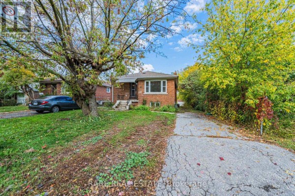 Main - 14 Alexis Boulevard, Toronto, ON M3H2P3 Photo 3