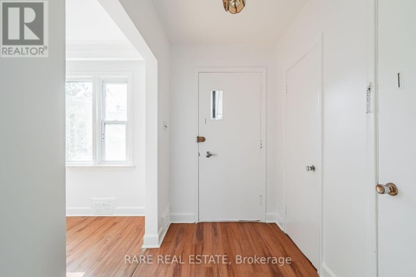 Main - 14 Alexis Boulevard, Toronto, ON M3H2P3 Photo 4