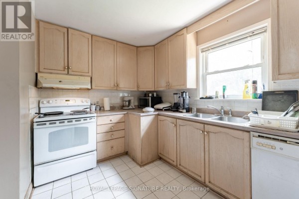 Bedroom - Main - 14 Lawndale Road, Toronto, ON M1M3R6 Photo 4