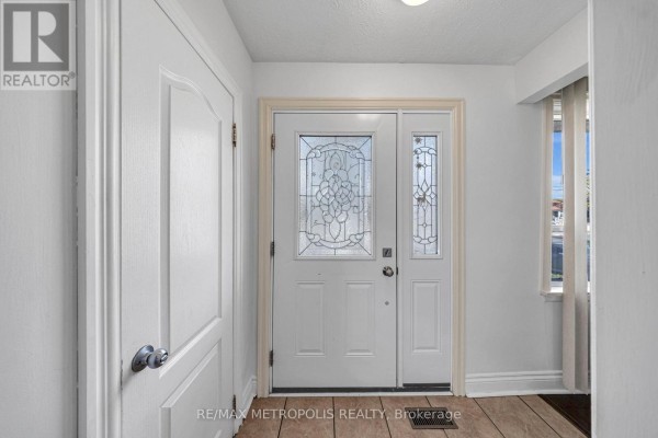 Main - 147 Vodden Street E, Brampton, ON L6V1M6 Photo 5