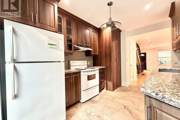 Main - 148 Campbell Avenue, Toronto, ON M6P3V2 Photo 5