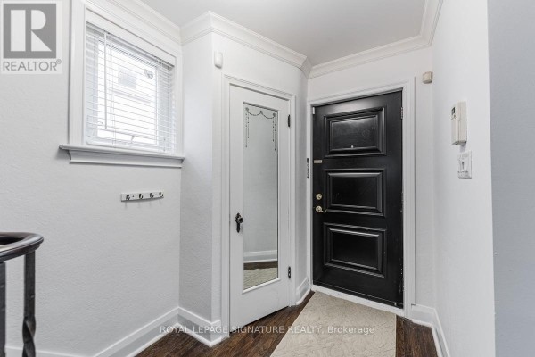 Dining room - Main - 150 Davisville Avenue, Toronto, ON M4S1E8 Photo 3