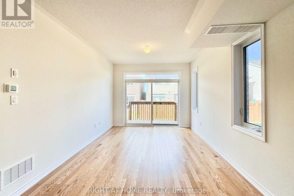 Main - 16 Bannister Road, Barrie, ON L9J0L4 Photo 5