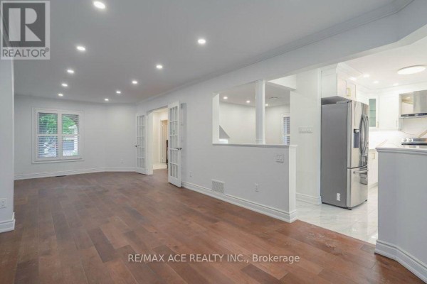 Eating area - Main - 168 Roxbury Street, Markham, ON L3S3T4 Photo 5