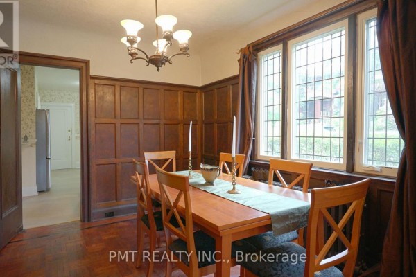 Main - 2 Larkin Avenue, Toronto, ON M6S1L8 Photo 4