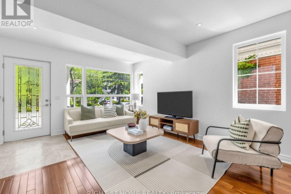 Family room - Main - 20 Kildonan Drive, Toronto, ON M1N3B5 Photo 5