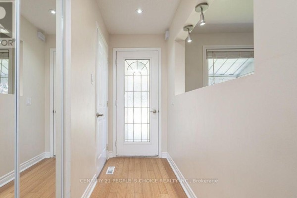 Main - 21 Rawling Crescent, Brampton, ON L6Z1N7 Photo 4