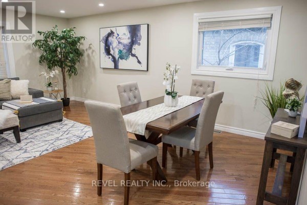 Living room - Main - 225 Chatham Street, Brantford, ON N3S4H2 Photo 4