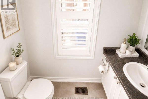 Main - 23 Durhamview Crescent, Whitchurch Stouffville, ON L4S1S4 Photo 5