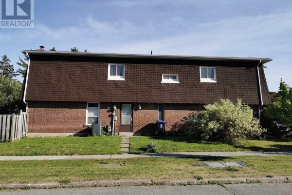 Kitchen - Main - 25 Picola Court, Toronto, ON M2H1S4 Photo 3