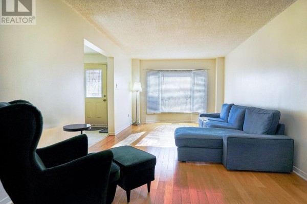 Main - 26 Dartmoor Drive, Toronto, ON M1E5B2 Photo 3