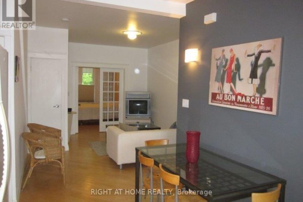 Main - 261 Grace Street, Toronto, ON M6G3A7 Photo 4