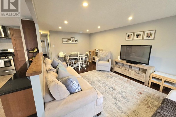 Den - Main - 27 Browning Trail, Barrie, ON L4N5A5 Photo 5