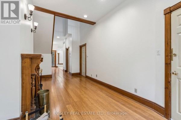 Bedroom - Main - 297 Sumach Street, Toronto, ON M5A3K4 Photo 5