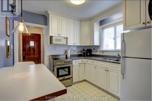 Main - 3 Bexhill Avenue, Toronto, ON M1L3B3 Photo 5