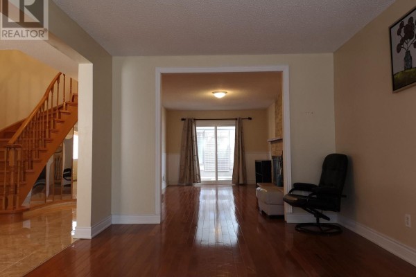 Kitchen - Main - 3 Feltham Road, Markham, ON L3P6T2 Photo 3