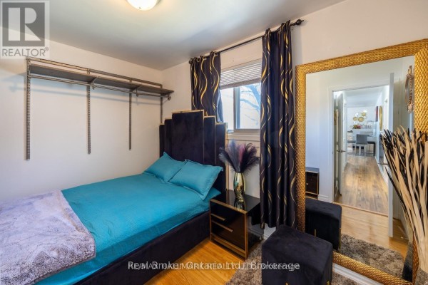 Bedroom 3 - Main - 324 College Avenue, Oshawa, ON L1J1S1 Photo 5
