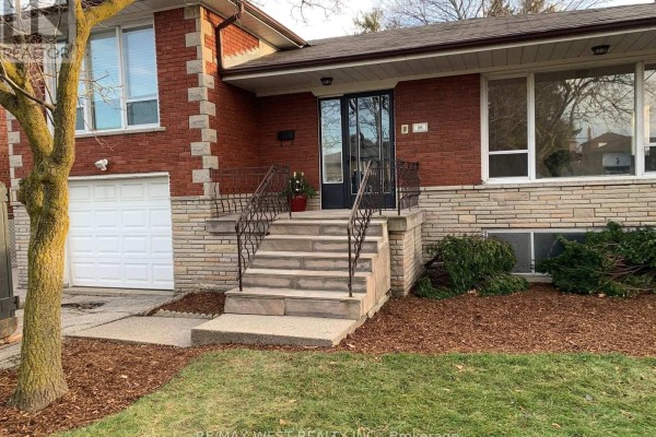 Dining room - Main - 35 Lilywood Road, Toronto, ON M6B1V6 Photo 2