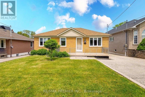 Main - 376 Rustic Road, Toronto, ON M6L1W7 Photo 2