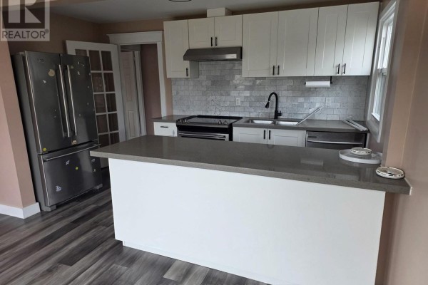 Kitchen - Main - 38 Glynn Road, Ajax, ON L1S2C3 Photo 3
