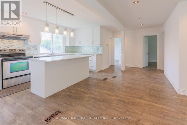 Main - 388 Becker Road, Richmond Hill, ON L4C2S2 Photo 4