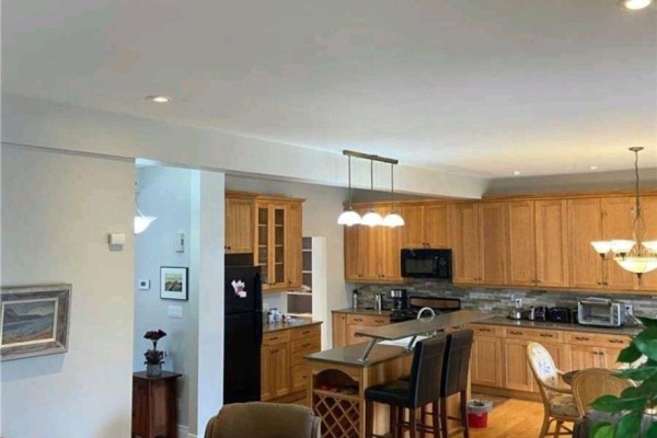 Kitchen - Main - 40 Prospect Street, Clarington, ON L1C3H1 Photo 4